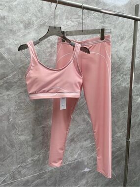 ALO Yoga Women's Pink Track Pants & Sports Bra Set